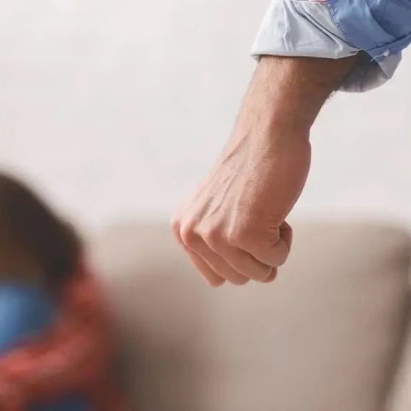 老公一点小事就暴跳如雷，这样的婚姻该怎么办？