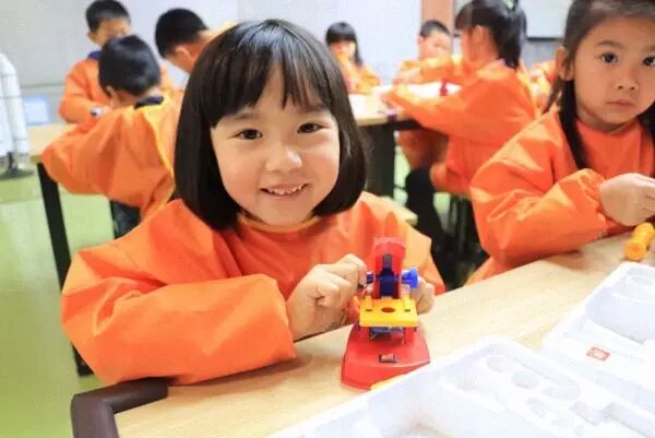 创客行|科学遨游肉眼无法看到的“世界”