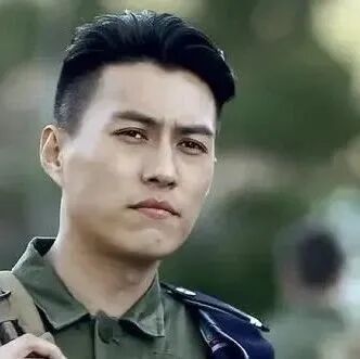 破案了：靳东隐藏了44年，原来演员只是副业，真是深藏不露