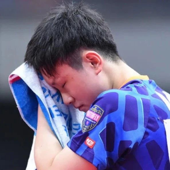突发！一日本乒乓运动员确诊感染...7人发热，张本智和爆冷出局！