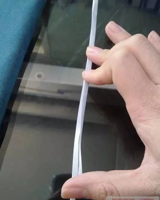 旗袍花扣的制作方法，方法简单容易操作