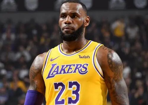 有一说一 老詹再拿一冠的话 能在湖人退役球衣么？