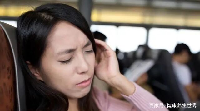 过敏性鼻炎不治疗的话会造成什么严重的后果？