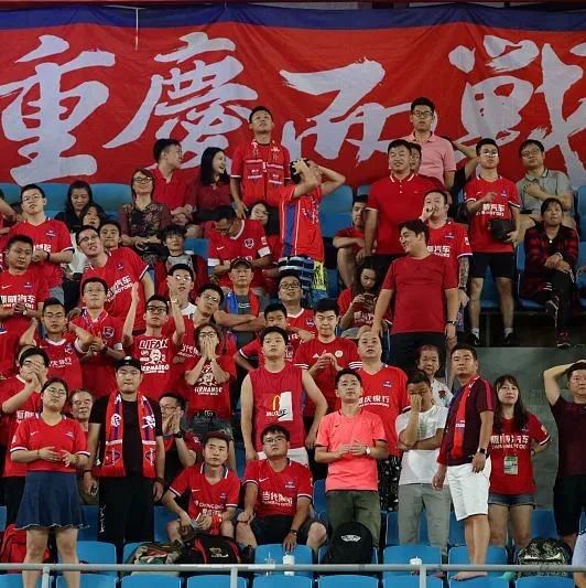 昨天公布中超揭幕日，刚刚重庆队宣布退出！少一支球队的中超，怎么踢？