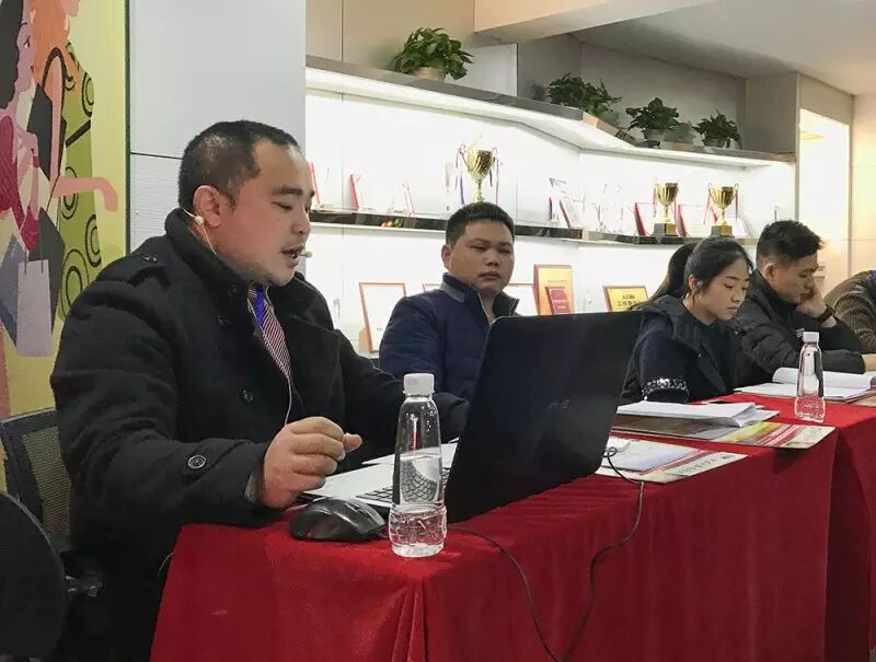 2017年浙江省汽车装饰美容养护行业协会发展研讨会暨宁波车总管参观学习之旅圆满成功(图5)