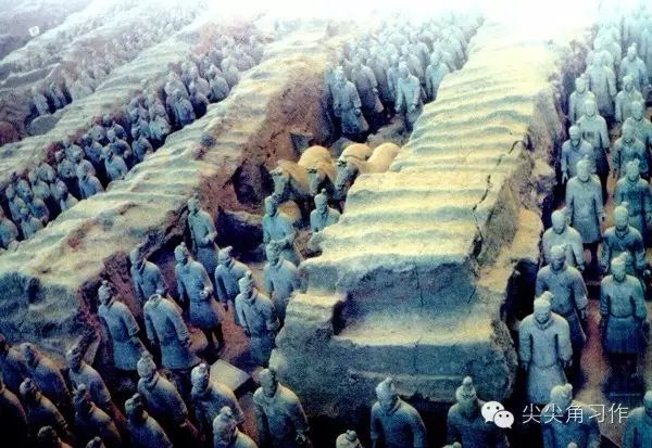 在描写实景时展开联想 - 百草园 - 在描写实景时展开联想 - 百草园 -