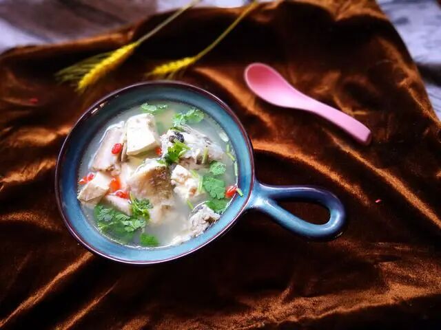 天然“钙王”被发现，鸡蛋牛奶靠边站，孩子常吃记忆力强，个子高