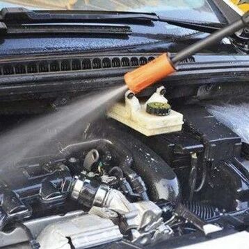 自己洗车后发现无法启动？维修工：这些误区要注意