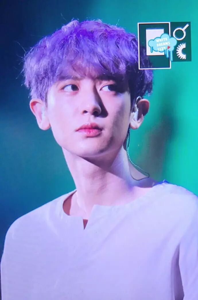 灿烈换新发色 紫色美哭了 Exo 微信公众号文章