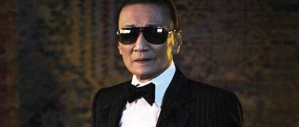 网曝84岁谢贤深夜脑梗离世，谢霆锋和妹妹大哭