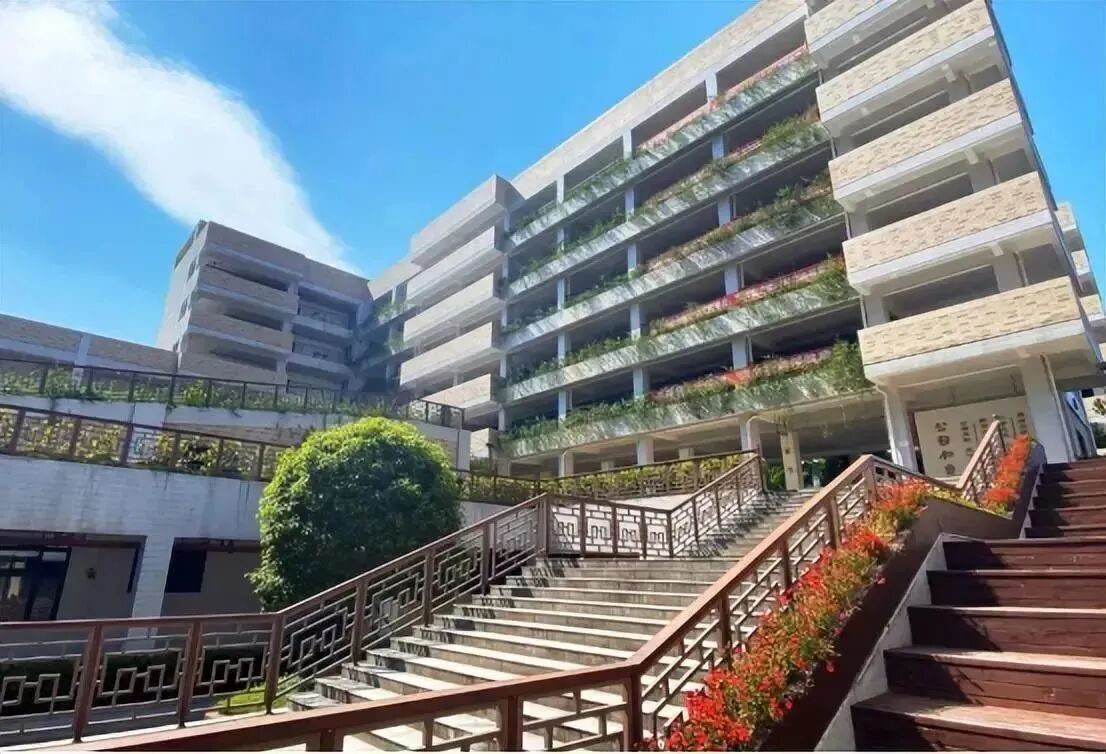 长沙十大私立复读学校排名（长沙十大民办中学）