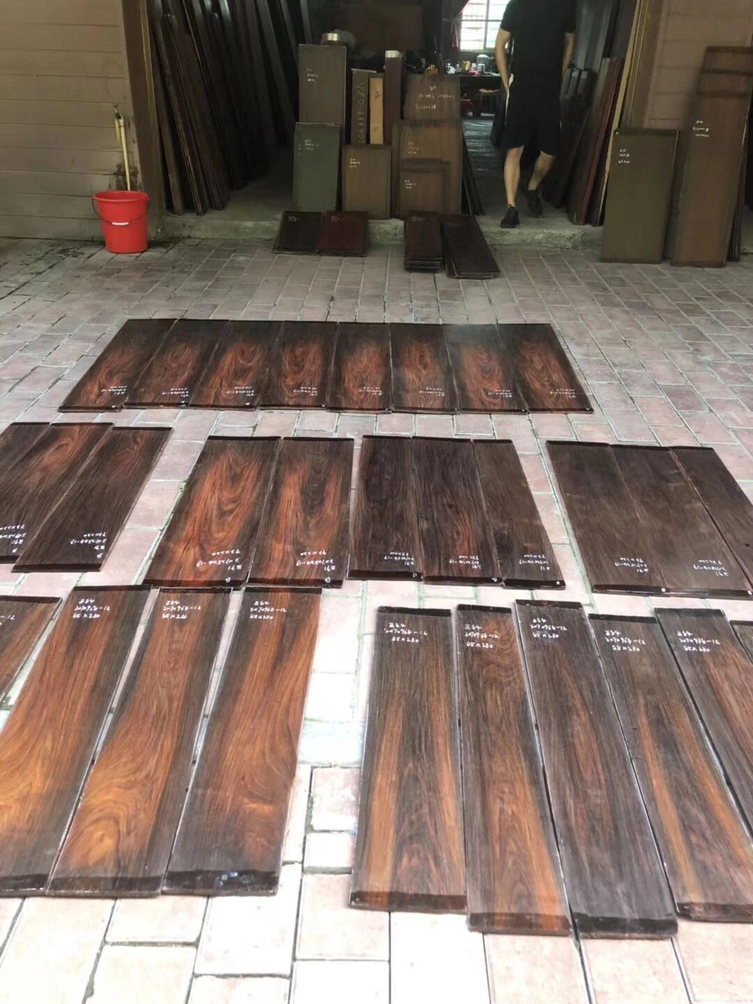 贵1倍、3倍、10倍！什么是红木独板？为什么如此受欢迎？