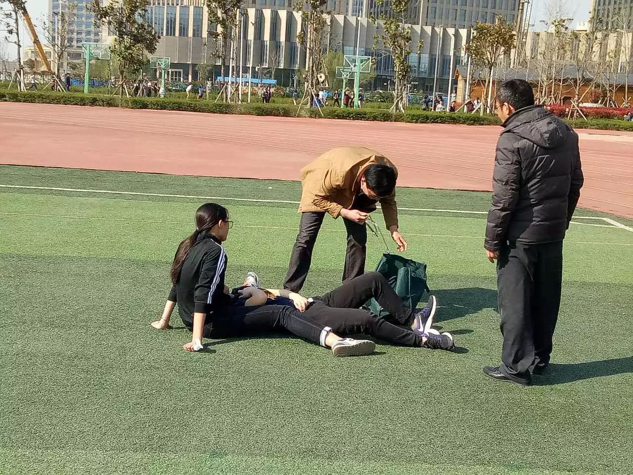 微信图片_20170401204209.jpg