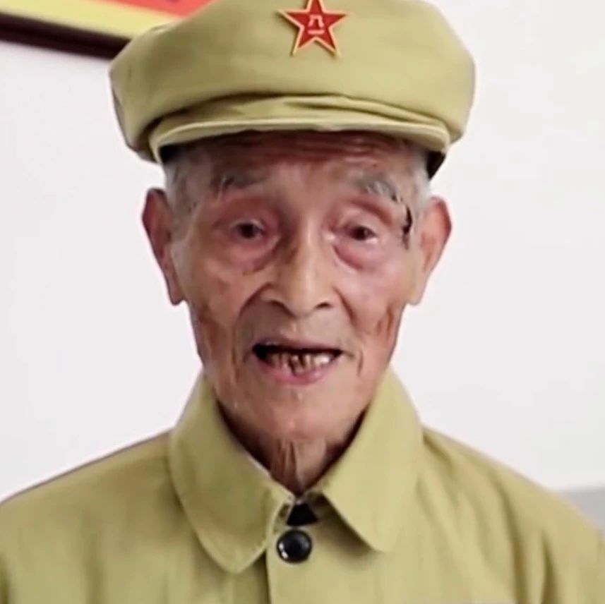 102岁生日，老战士再次穿上了这身军装