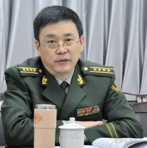 退休上將待遇軍銜怎么算_退休上將享受什么待遇_上將軍銜退休待遇