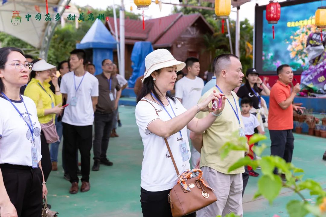 阳江市旅游协会旅行社分会参加“中国荔乡  甜美高州”高州市文旅招商推介会邀请采风踩点活动