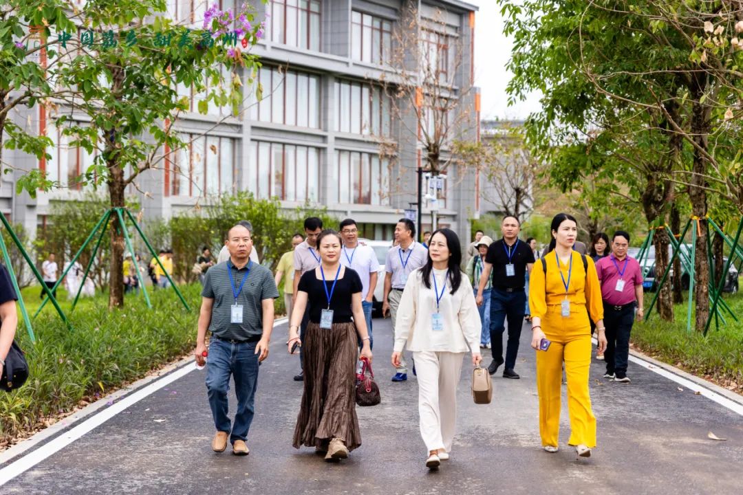 阳江市旅游协会旅行社分会参加“中国荔乡  甜美高州”高州市文旅招商推介会邀请采风踩点活动