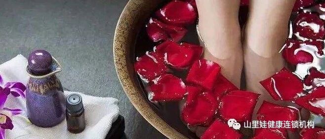 睡前一个动作，排出毒素，睡出长寿来！