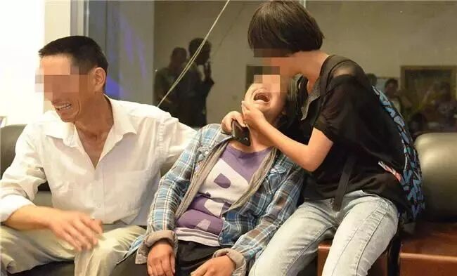 25岁男子查出胃癌晚期，痛苦中，劝妻子打掉腹中胎儿！