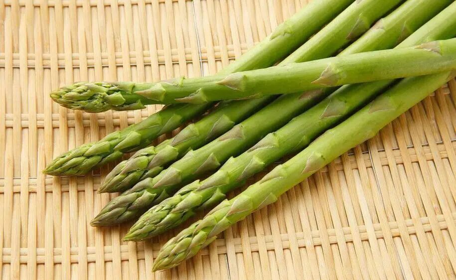 天然的“化栓王”找到了,每天吃几口,疏通血管,血栓悄悄消失