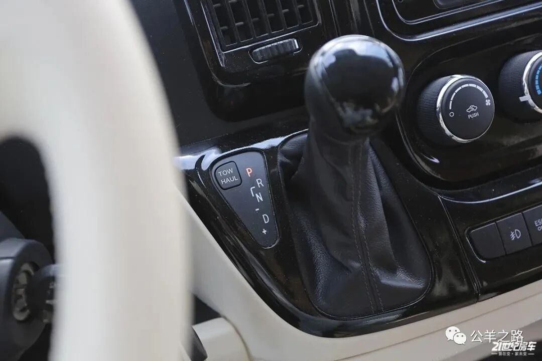 道奇公羊高配旗舰版RBH680已上市！_32