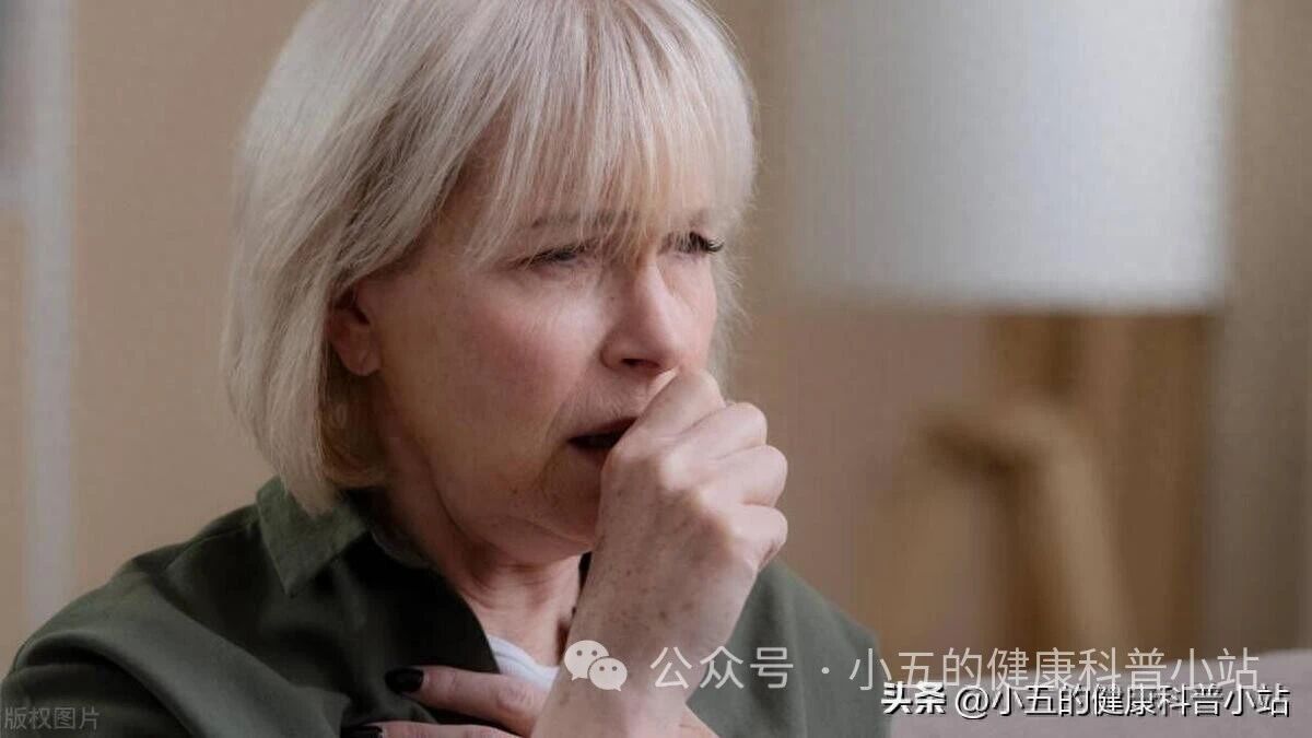 莫西沙星虽强效治四类感染，但特定人群慎用，与头孢相比各有适应症