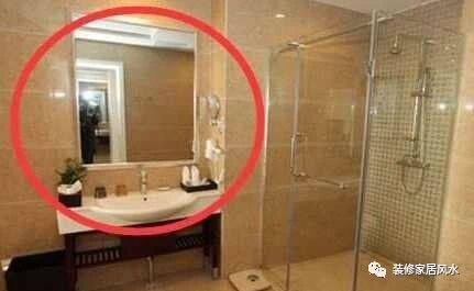 家里这几个地方万万不要挂镜子，师傅看了直摇头，有钱人也会住穷