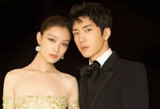 她被冯绍峰宠了3年，最后却输给了赵丽颖，今32岁成这样