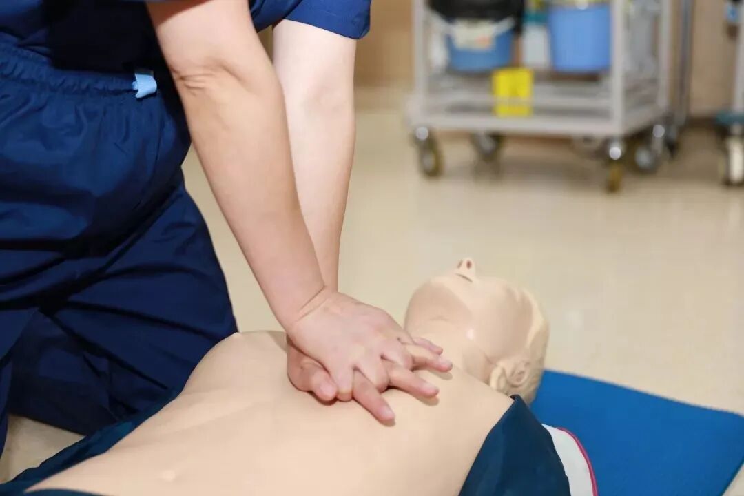 10个部位疼警惕是心梗！这两个月特别危险