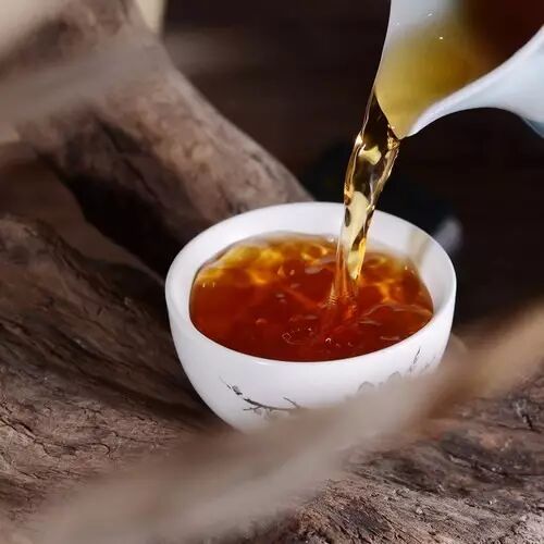 喝一杯安化黑茶，等于吃了株千年灵芝！