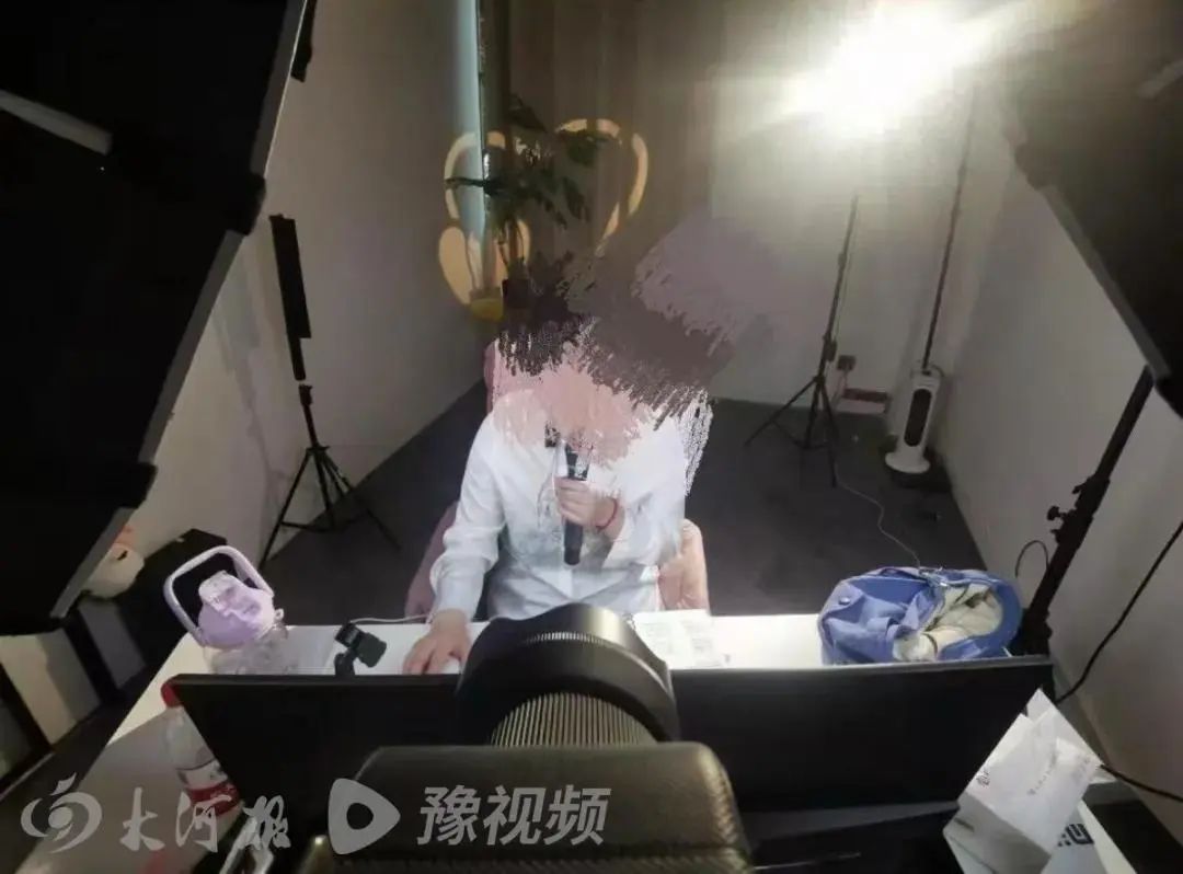 毒杀儿女案:公公指责儿媳不规矩
