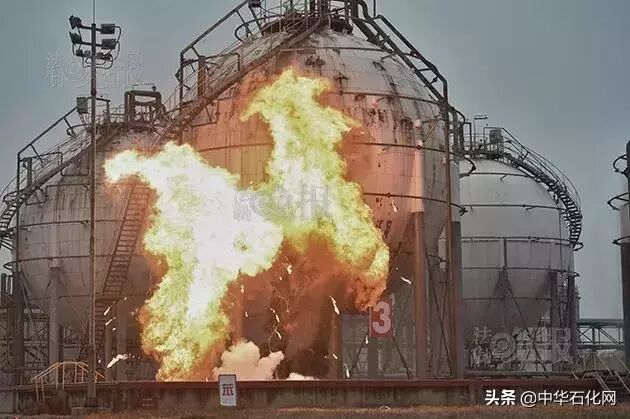 4月港口多类化学品暂停装卸！国家公布油气领域限制、淘汰产业！