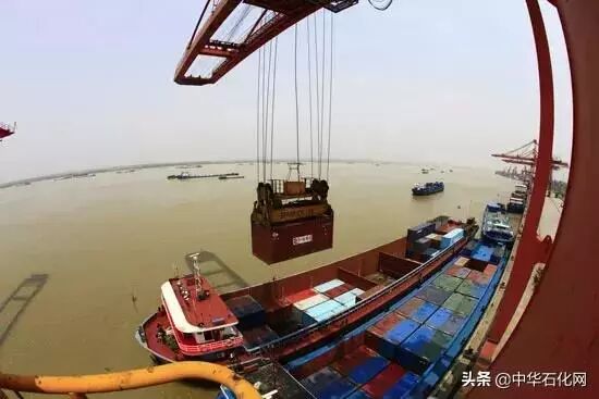 4月港口多类化学品暂停装卸！国家公布油气领域限制、淘汰产业！
