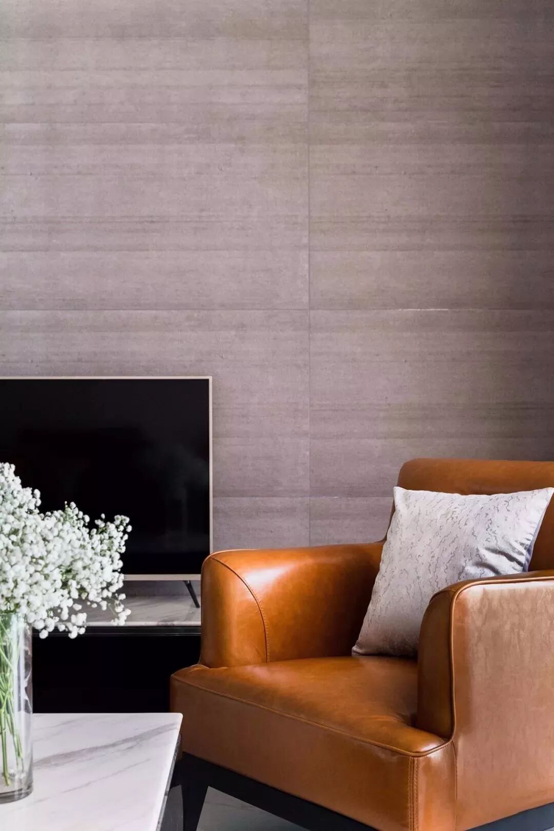 102平的现代简约三居室