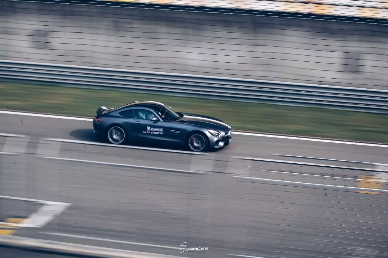 有性能就够了，可偏偏还是高颜值丨试米其林Pilot Sport新品