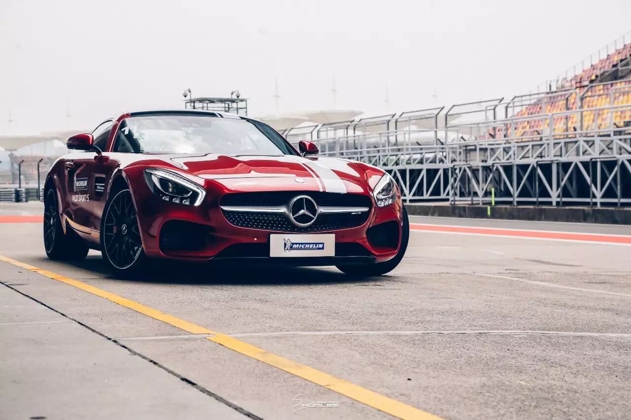 有性能就够了，可偏偏还是高颜值丨试米其林Pilot Sport新品