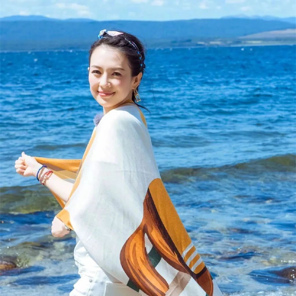 章子怡的亲嫂子,演戏15年不温不火,却靠一部戏赚得盆满钵满