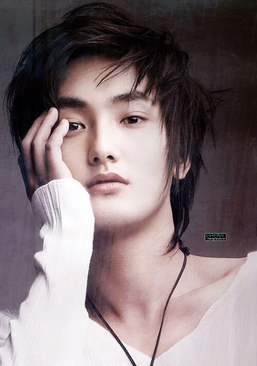 安七炫承认曾与前女友恢复联络 二人决定正式分手