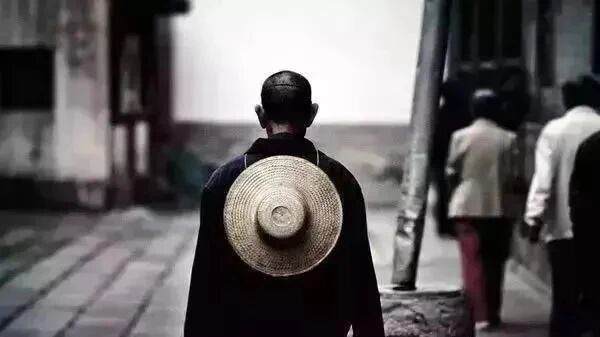 做人的最高境界：装傻