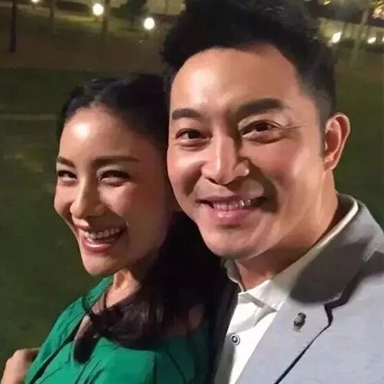 甩了黄晓明，嫁最不正经男人，她结婚6年再拍婚纱照竟是因为…