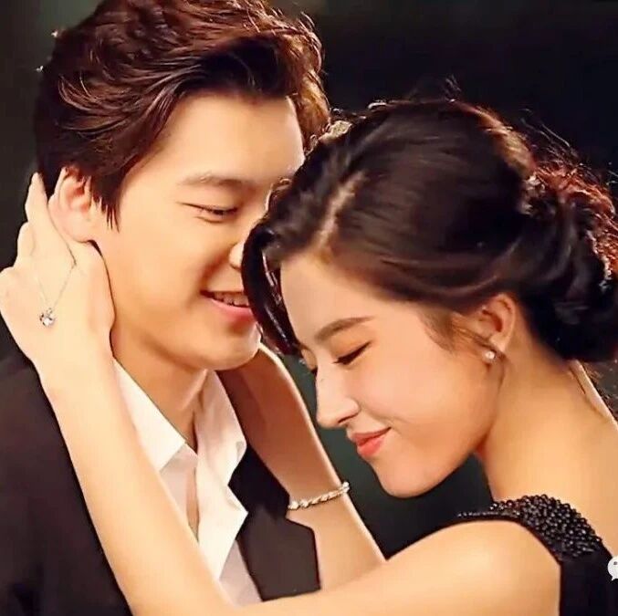 李易峰刘亦菲官宣已领证，六月中旬举行婚礼