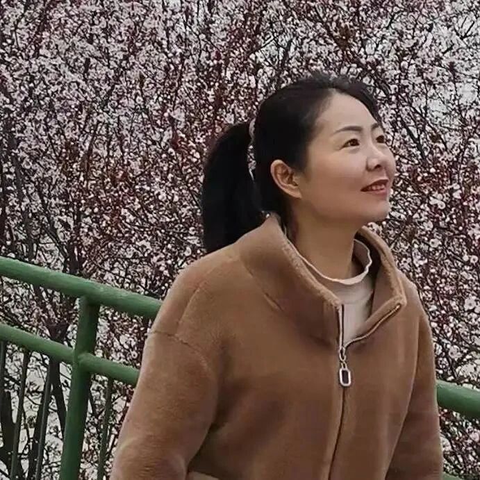 【青春语文·米荣专栏】群文设计似云锦，找准三丝乃天成 ——听司艳平《同质同人群文教学创新设计》实操微课有感