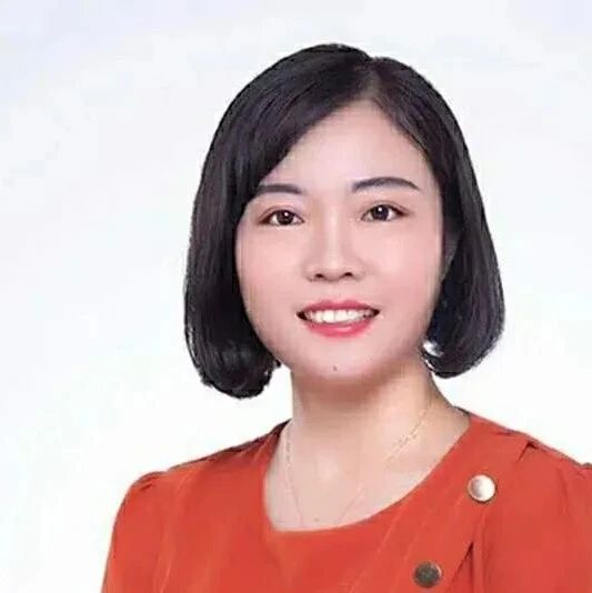 【青春语文·艳红专栏】《皇帝的新装》宣讲稿