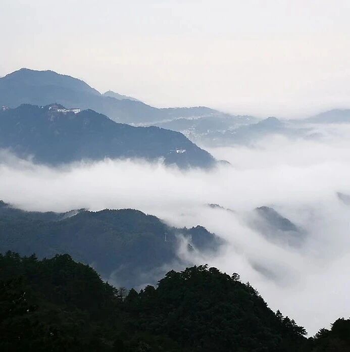 【青春语文·海波读书·美学系列七】行到水穷处，坐看云起时