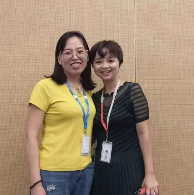 【青春语文·红玲碎语（六）】年会随想：当我拥抱你的那一刻，依然泪流满面