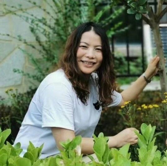【周忠玉青春语文异人同质群诗词研究·未及咏物情自生】