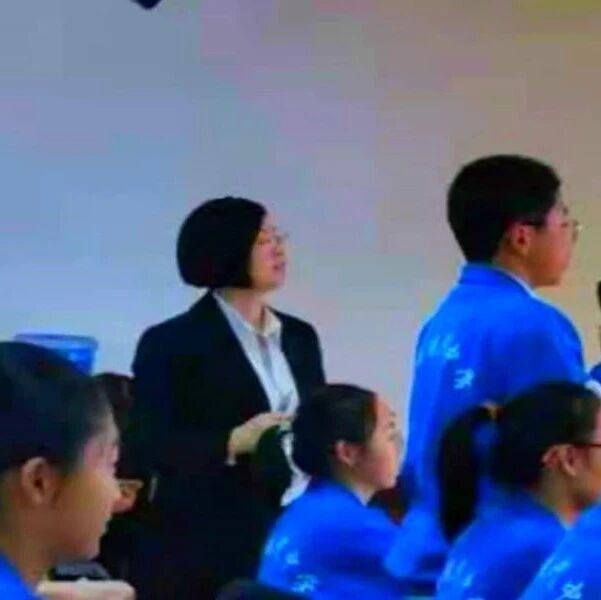 【张娟专栏 古诗词课堂研究之十七】诗源自是一家亲 创设情境来诵读