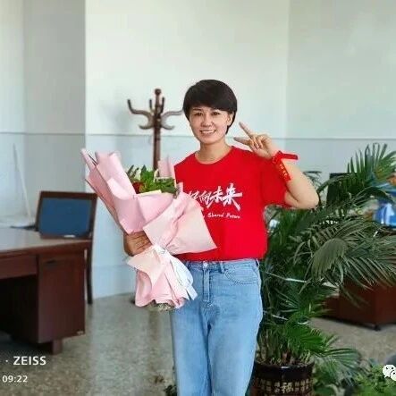 【青春语文 . 龚燕班主任教育随想二】无毕业，不成欢