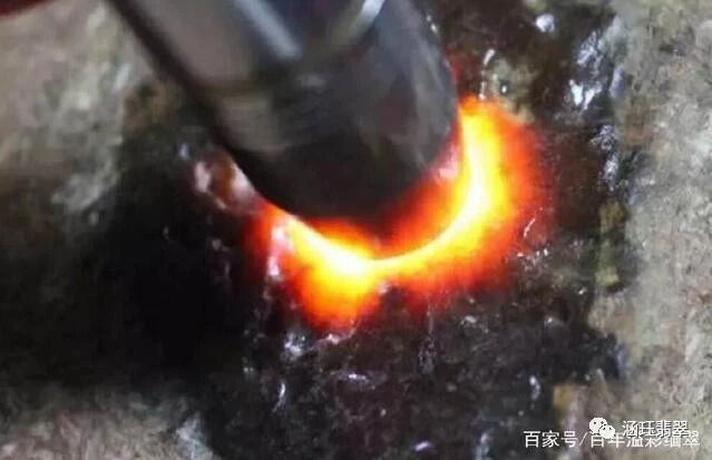 翡翠原石怎么看才知道它的“雾”？