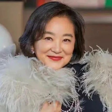 林青霞退圈28年，11亿养老豪宅首曝光：有钱有闲，仙鹤相伴